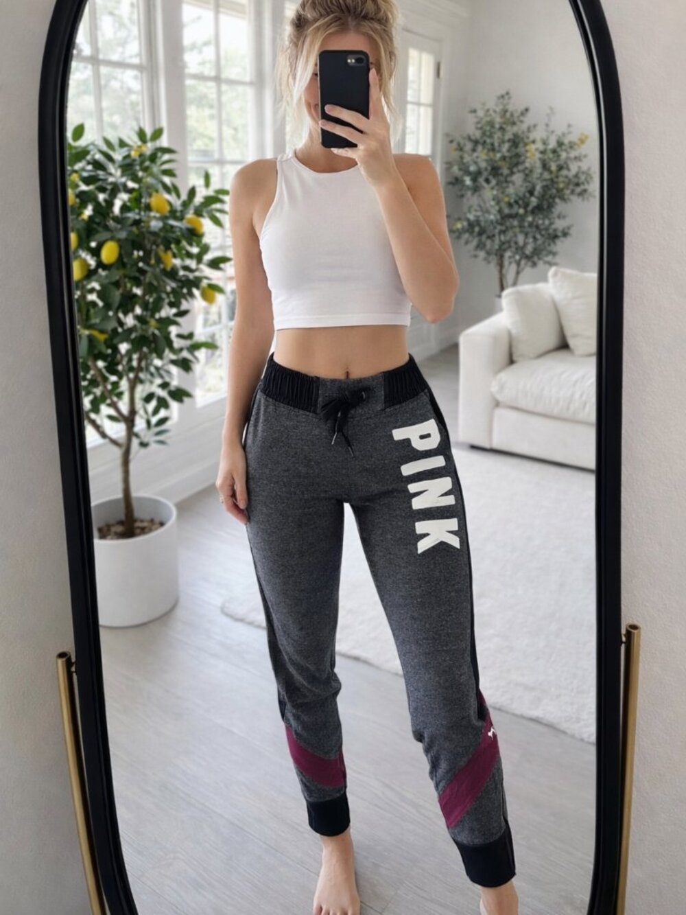 Victoria’s Secret PINK Yoga Pants XS Gray Black Joggers Logo Drawstring Active